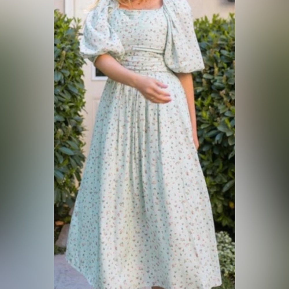 Ivy City Co Floral Hazel Midi Dress
